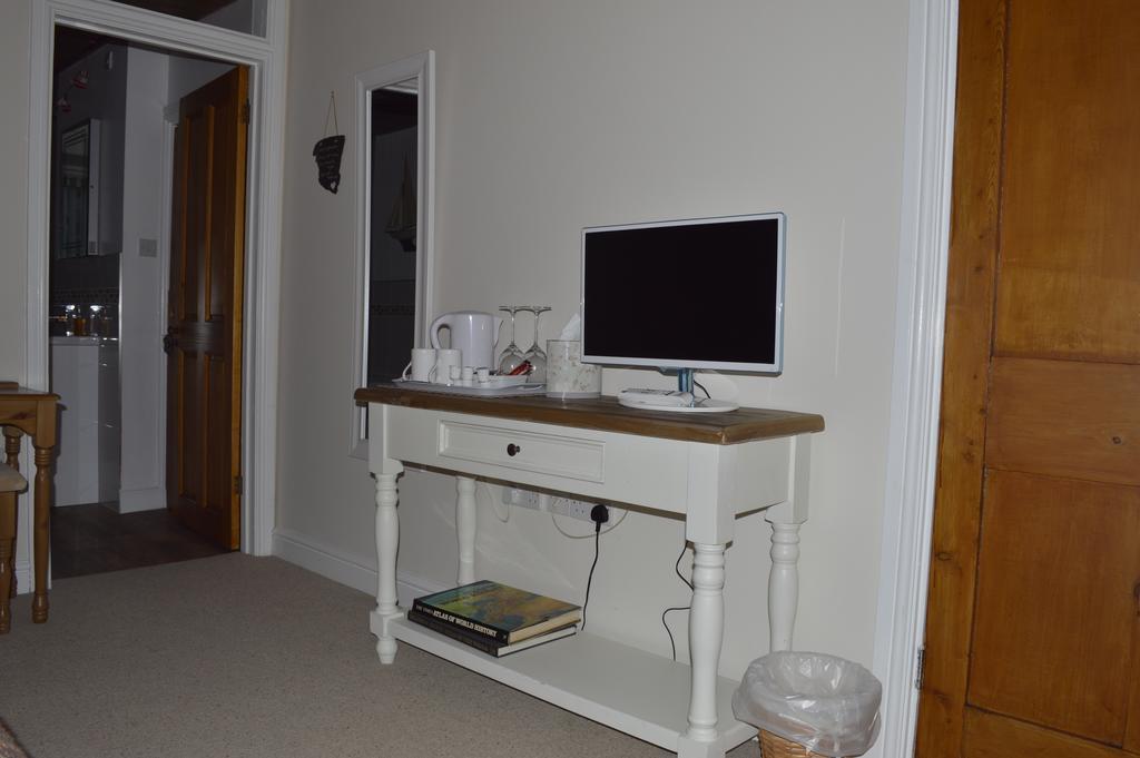 Troedyrhiw Bed & Breakfast カーディガン 部屋 写真