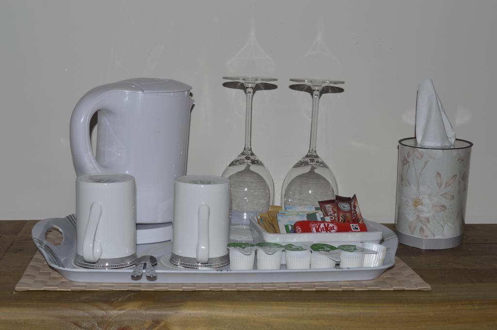 Troedyrhiw Bed & Breakfast カーディガン 部屋 写真