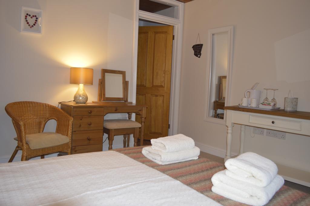 Troedyrhiw Bed & Breakfast カーディガン 部屋 写真